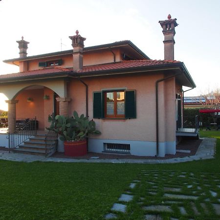 Villa La Casa Di Mario Massa  Esterno foto